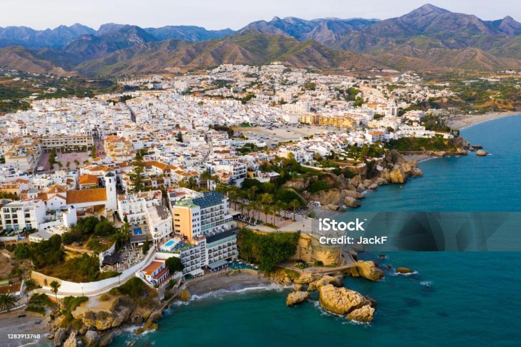 Abril Nerja Hotel Luaran gambar