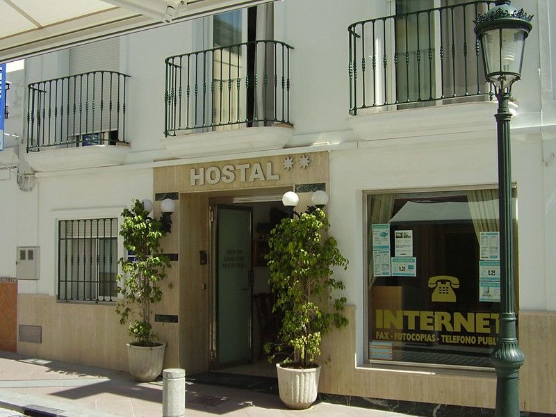 Abril Nerja Hotel Luaran gambar