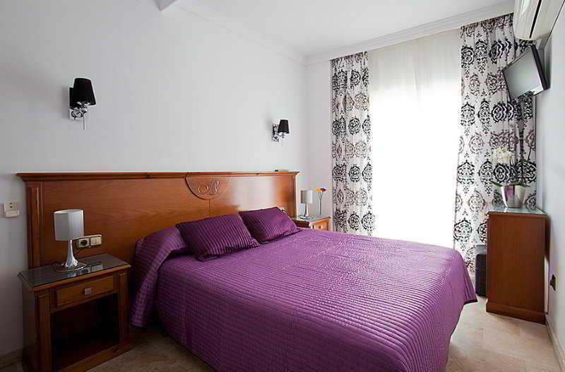 Abril Nerja Hotel Luaran gambar